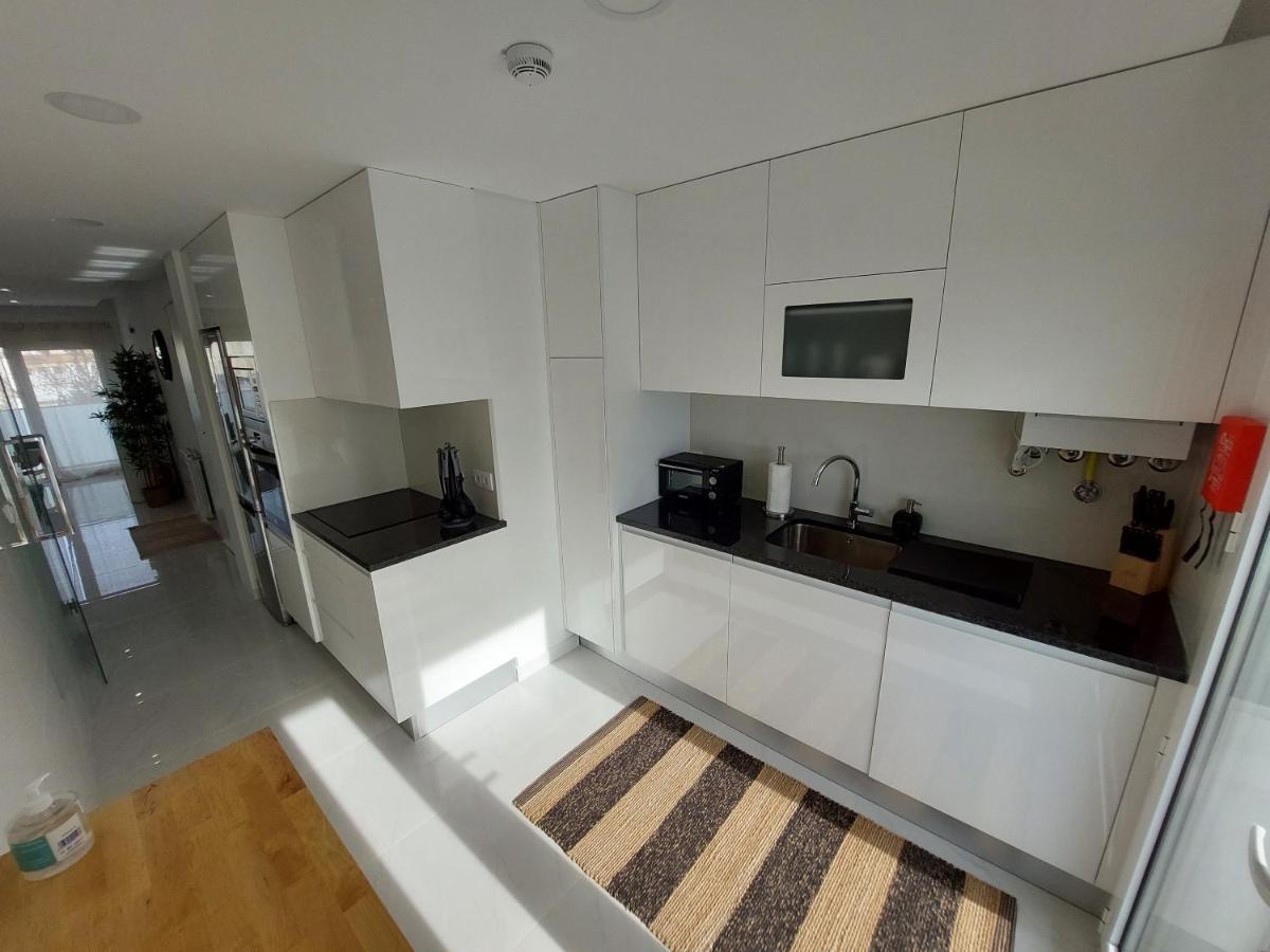 Life Apartment, New, Elegant And Cozy *